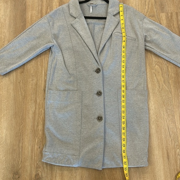 Free People, grey whole story, knit jacket, size medium - Picture 7 of 12